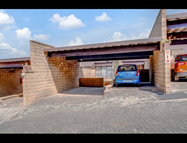 3 BEDROOM APARTMENT FOR SALE IN WINDSOR EAST